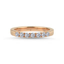 14kt. VIENNA Ring med 7 x 0,05ct. W-si