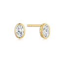 Sølvforgyldt ørestikker oval med en syntetisk cubic zirconia.