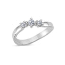 14kt JIVE ring med i alt 0,16 ct. W-si
