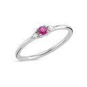 14kt. PETIT ring med rubin og 2x0,025ct. W-si