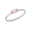 14kt. PETIT ring med oval pink safir og 2 x 0,025 ct. W-si