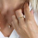 Dame Ring, 8Kt Guld M/5 Cz