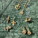 Kors 20 x 13 mm. 8 kt.