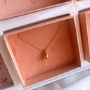 Vedhæng dråbe 7x12 mm 8 kt. m. 8 kt. kæde 42+3cm