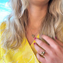 Stor 8 karat guld ring med kugler