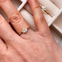 8 karat guld solitaire ring med zirkonia