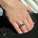 Bred kugle ring