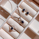 Diana ring roset 0,11 H-W/SI-safir 14 kt.