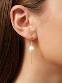 Afrodite Chain Earrings White Pearl