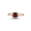 14kt. GRACE ring med cushion-cut Granat 5mm + 0,10ct. W-si