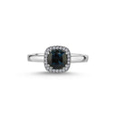 14kt. GRACE Ring med cushion-cut Londonblå topas 6mm + 0,12ct. W-si