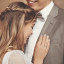 14kt. Snoet V ring med 0,40ct. W-si