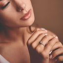 14 karat hvidguld Champagne ring med 0,25ct.W-si cushion-cut + 0,19ct. champagne