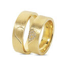 14kt. Vielsesring med halvt hjerte med 0,10ct. W-vs eller uden sten