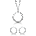 Sølv smykkesæt rhodineret cirkel med syntetisk cubic zirconia halv rundt.  Kæden er rhodineret sølv i længde 42-45 cm.