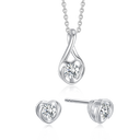 Sølv smykkesæt rhodineret hjerte med syntetisk cubic zirconia.  Kæden er rhodineret sølv i længde 42-45 cm.