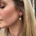 Baroque pearl earchain small - Sølv